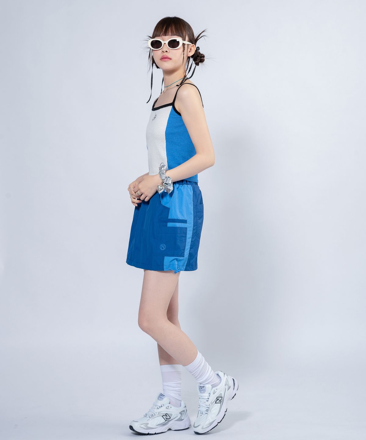 언유주얼 노말(UNUSUALNORMAL) WINDY SYMBOL SKIRT _ BLUE