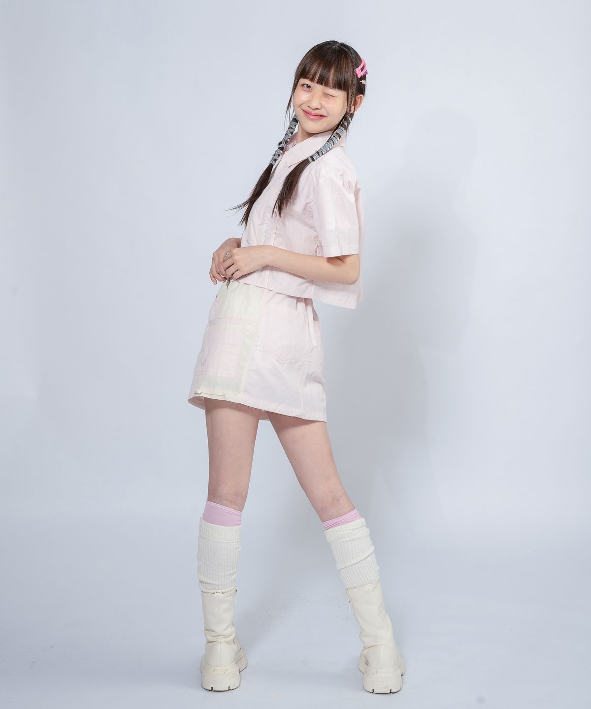 언유주얼 노말(UNUSUALNORMAL) WINDY SYMBOL SKIRT _ PINK