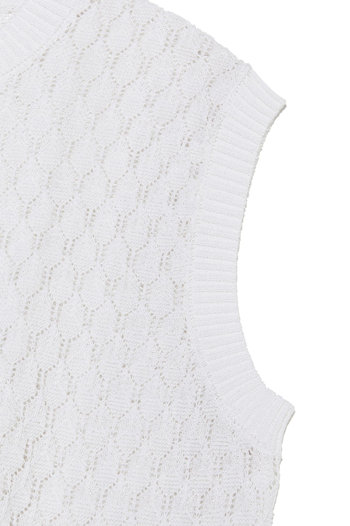 비바스튜디오(VIVASTUDIO) TREE BARK KNIT VEST [OFF WHITE]