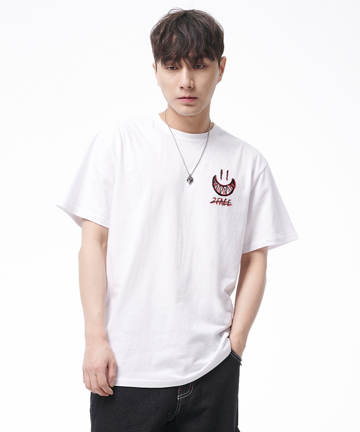 아티스트웨어(ARTISTWEAR) [ATW X TWOFACE] 위치헌트 반팔티