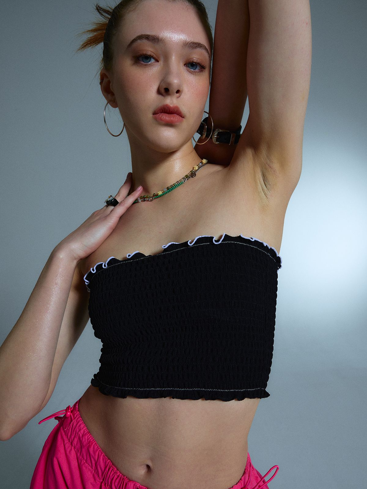에즈이프 캘리(ASIF CALIE) FLOWER TUBE TOP BLACK
