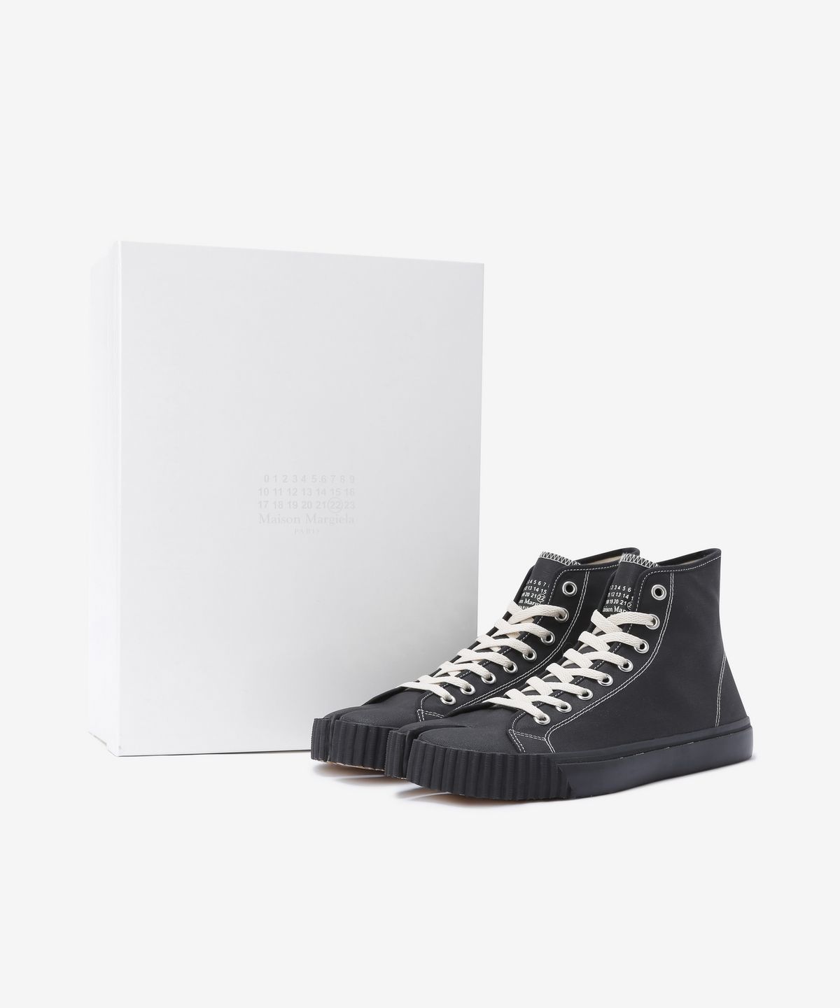 메종 마르지엘라(MAISON MARGIELA) 타비 하이탑 스니커즈 - 블랙 / S37WS0580P4472H1669