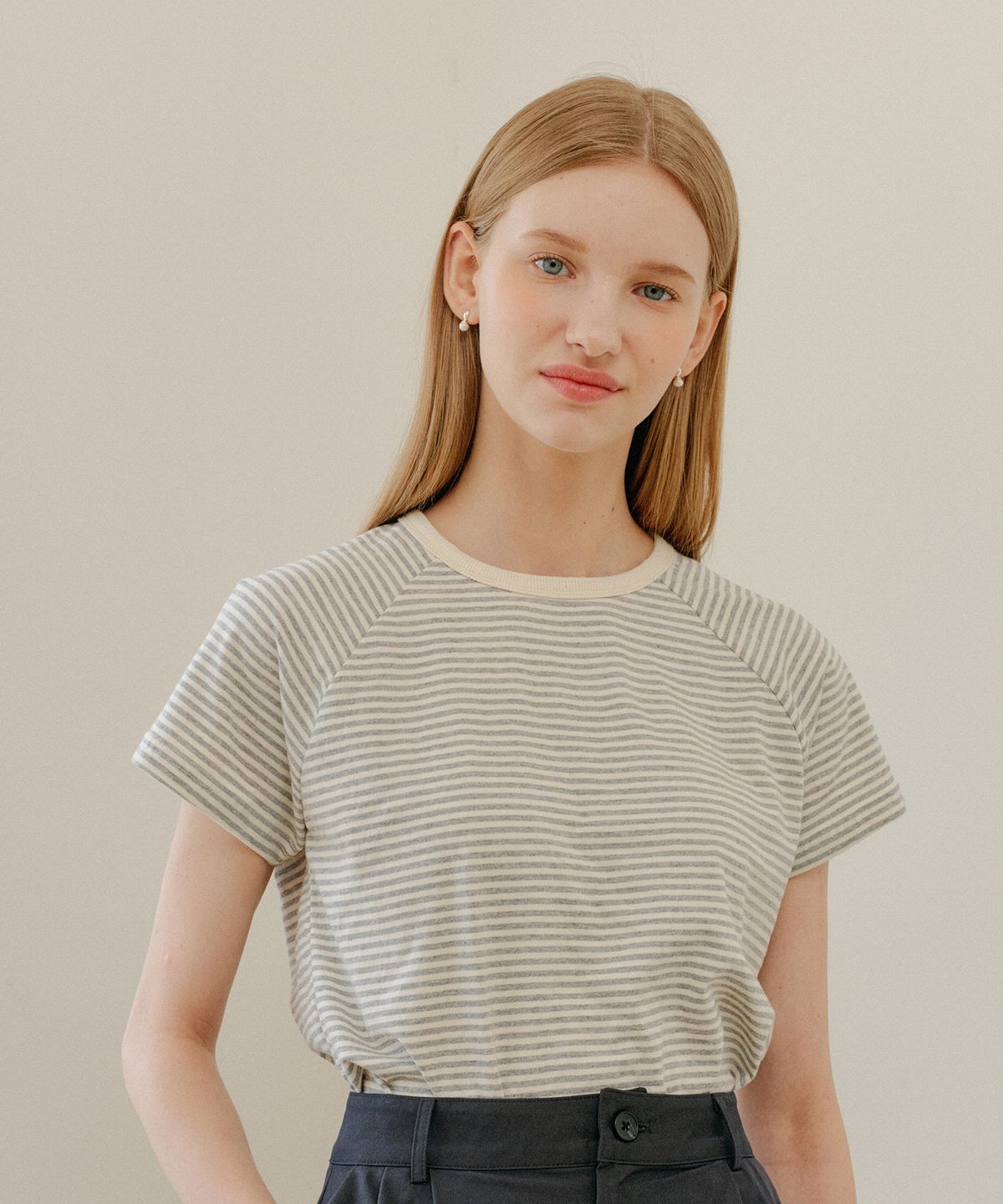 엽페(YUPPE) WRAP STRIPE T-SHIRT_GRAY