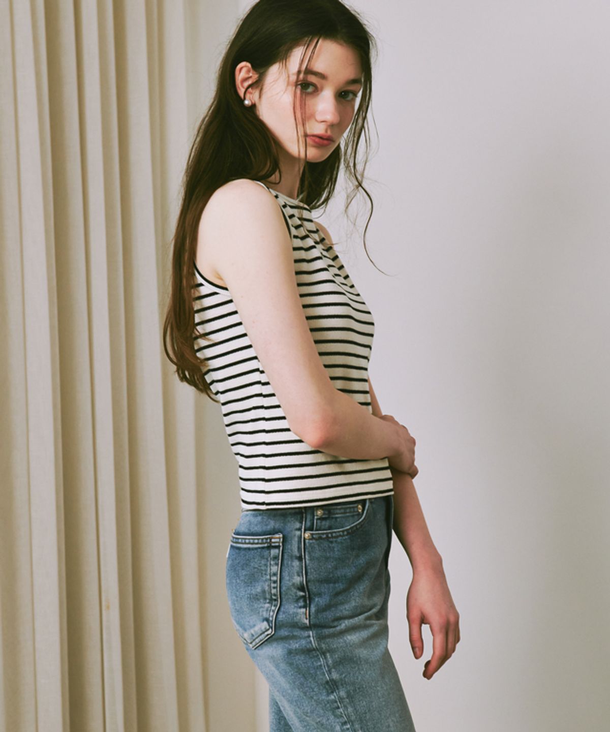 론론(RONRON) BOATNECK SLEEVELESS BLACK STRIPE