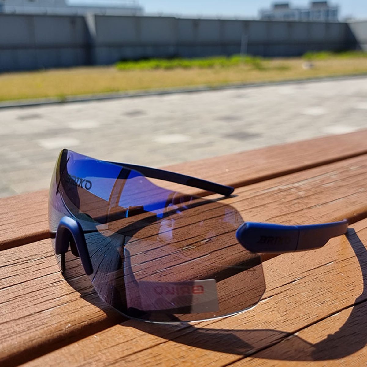 브리코(BRIKO) STARLIGHT 2.0 3 LENSES [BLUE REGAL-BM3T0Y1]