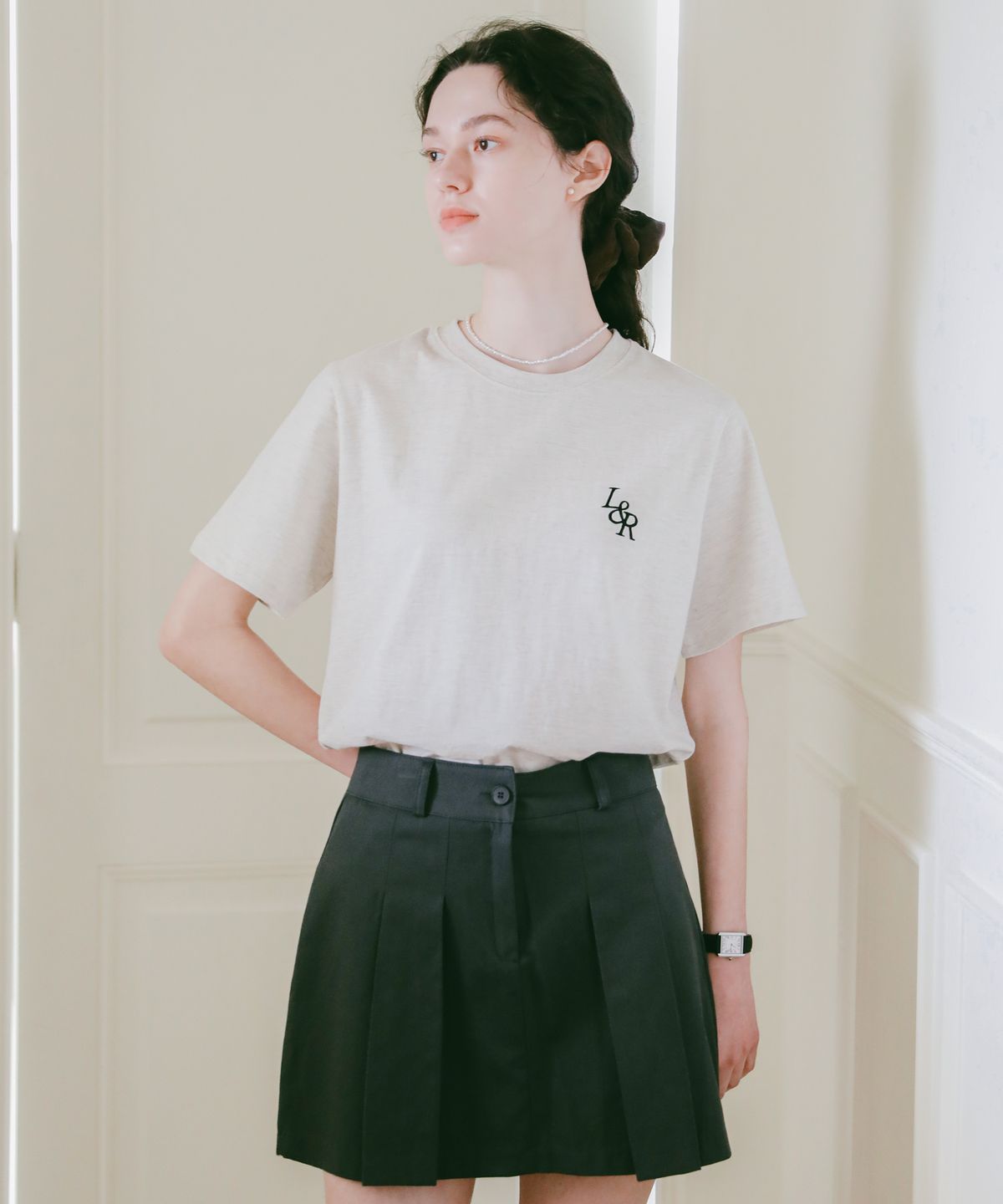 로시로우(LOSSYROW) Signature Logo Half-Sleeve T-shirt Oatmeal