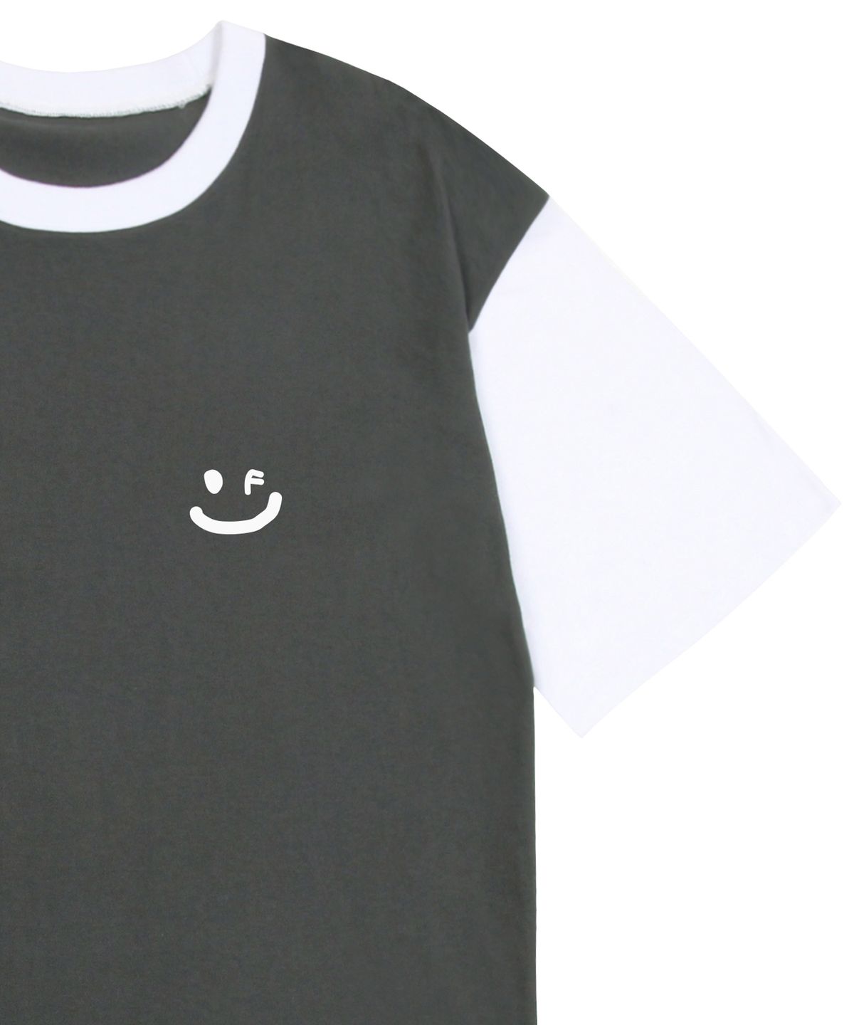 그레이버(GRAVER) [UNISEX]스몰 드로잉스마일 배색 반팔티_차콜