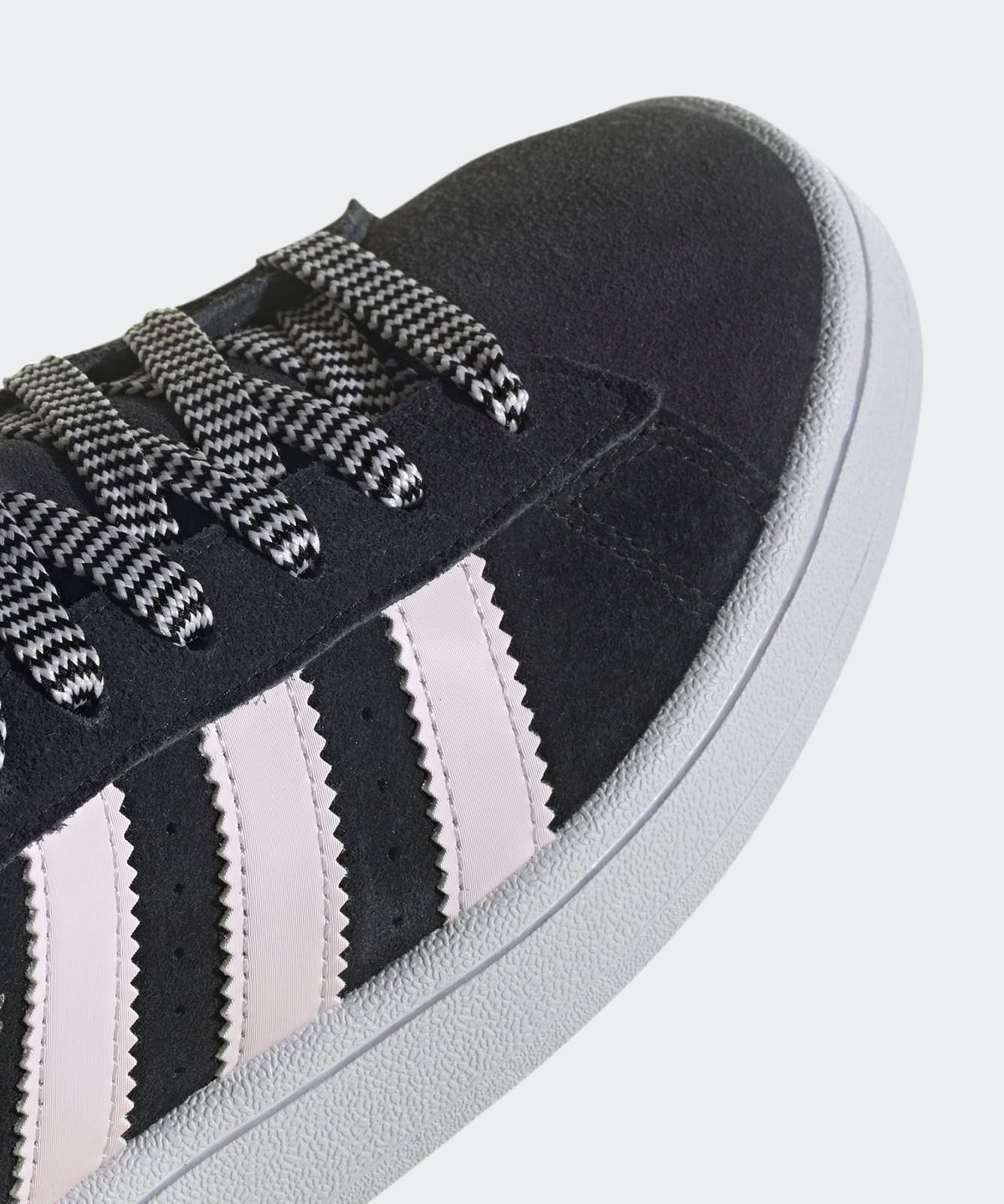 아디다스(ADIDAS) 캠퍼스 00s W - 블랙:화이트 / HP6396