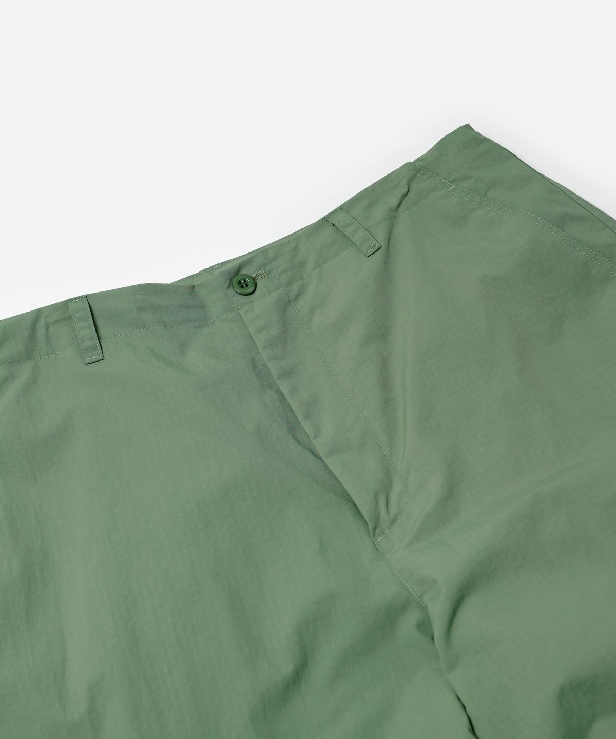 프리즘웍스(FRIZMWORKS) NYLON RIPSTOP PARACHUTE PANTS _ SAGE GREEN
