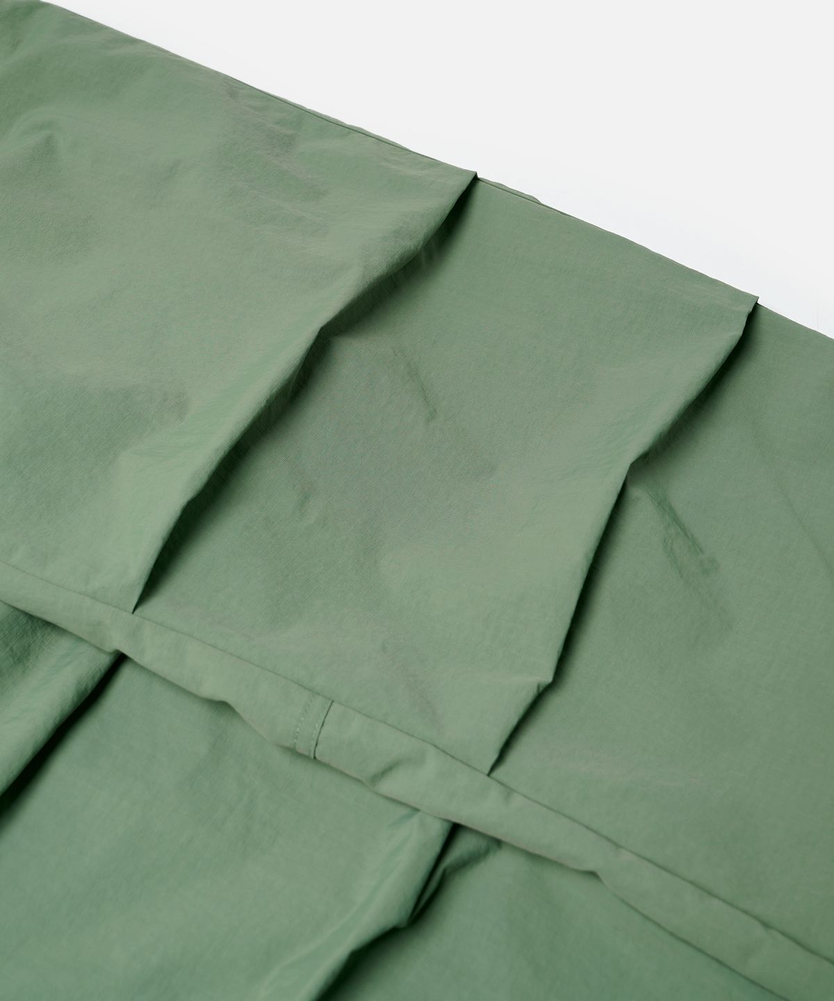프리즘웍스(FRIZMWORKS) NYLON RIPSTOP PARACHUTE PANTS _ SAGE GREEN