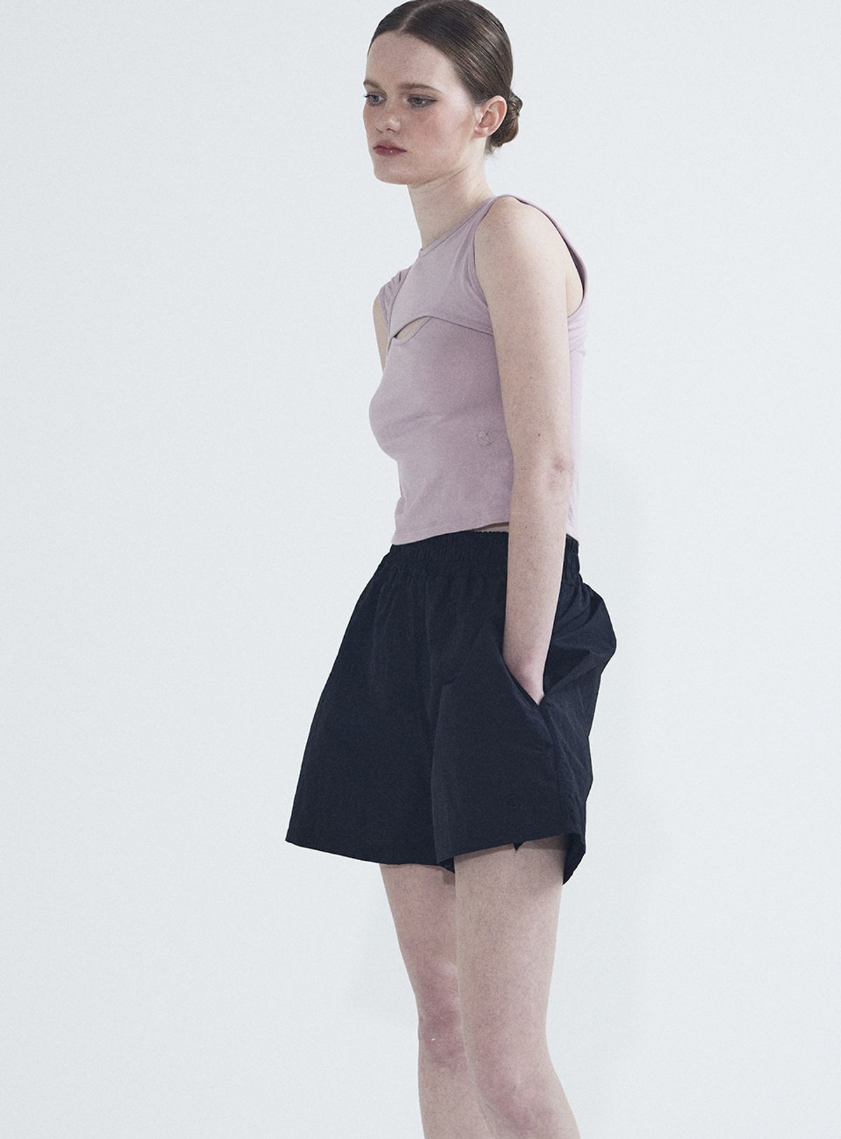 인터레스트(INTEREST) WINDREAKER SHORTS_BLACK