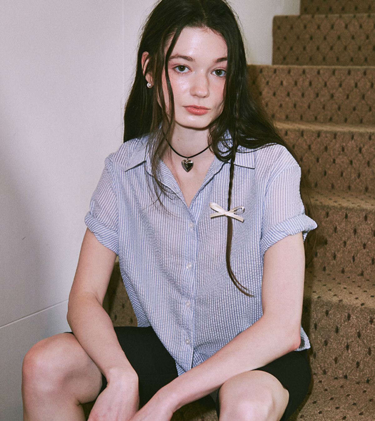 론론(RONRON) SEERSUCKER BASIC SHORT SHIRT BLUE STRIPE