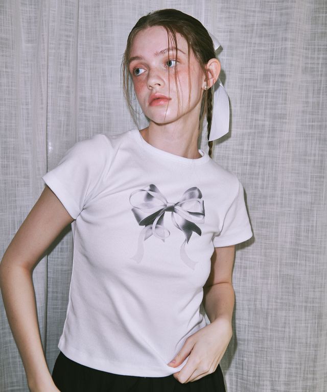 ★2025SS新作★RONRON★I RIBBON SLIM CROP T SHIRTS RONRON BACK RIBBON HEART SLIM CROP T SHIRTS NAVY – SeoulSeoul
