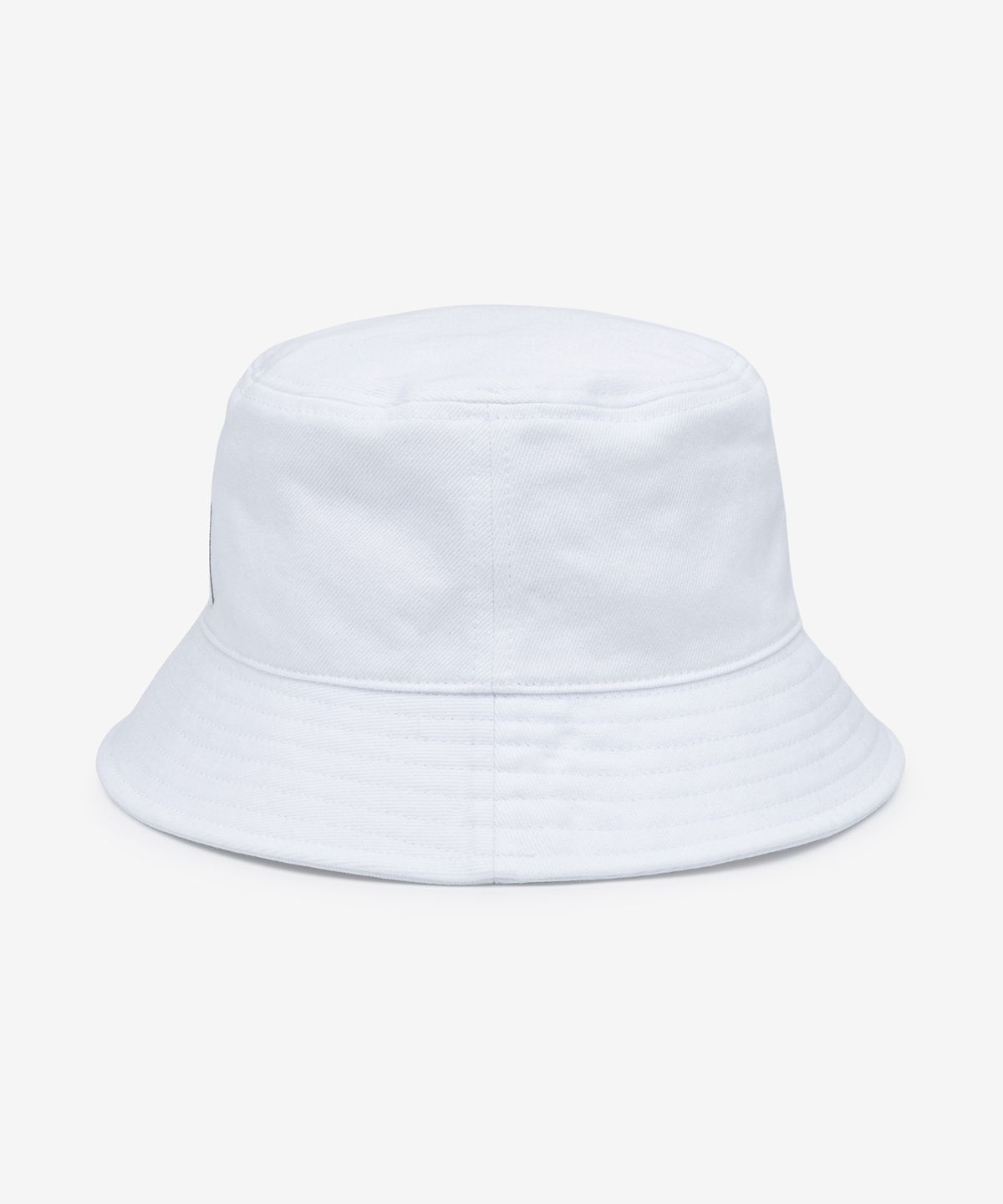 라프시몬스(RAF SIMONS) 로고패치 버킷햇 - 화이트 / 231945100320010