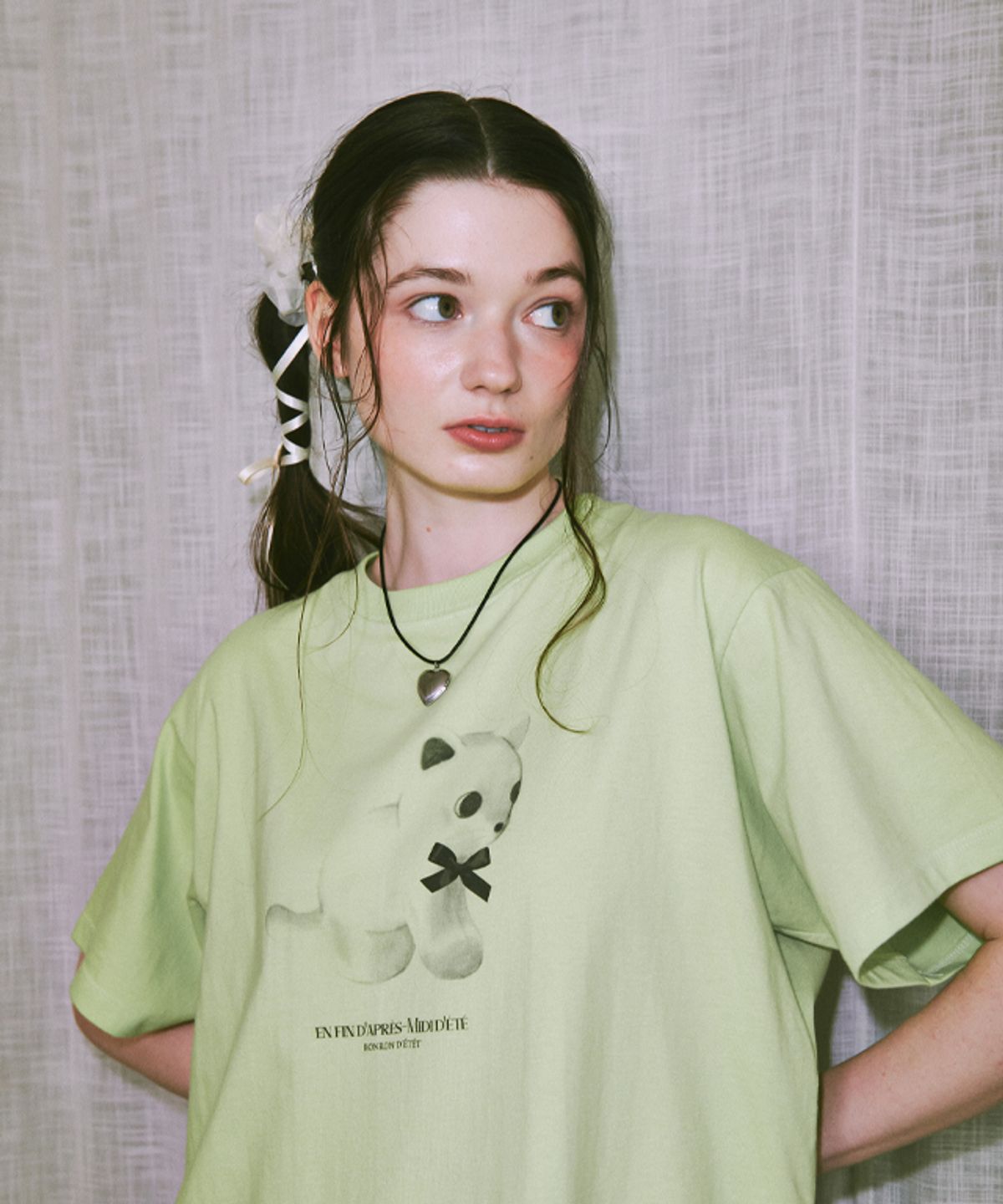론론(RONRON) KITTEN RIBBON T SHIRT LIME