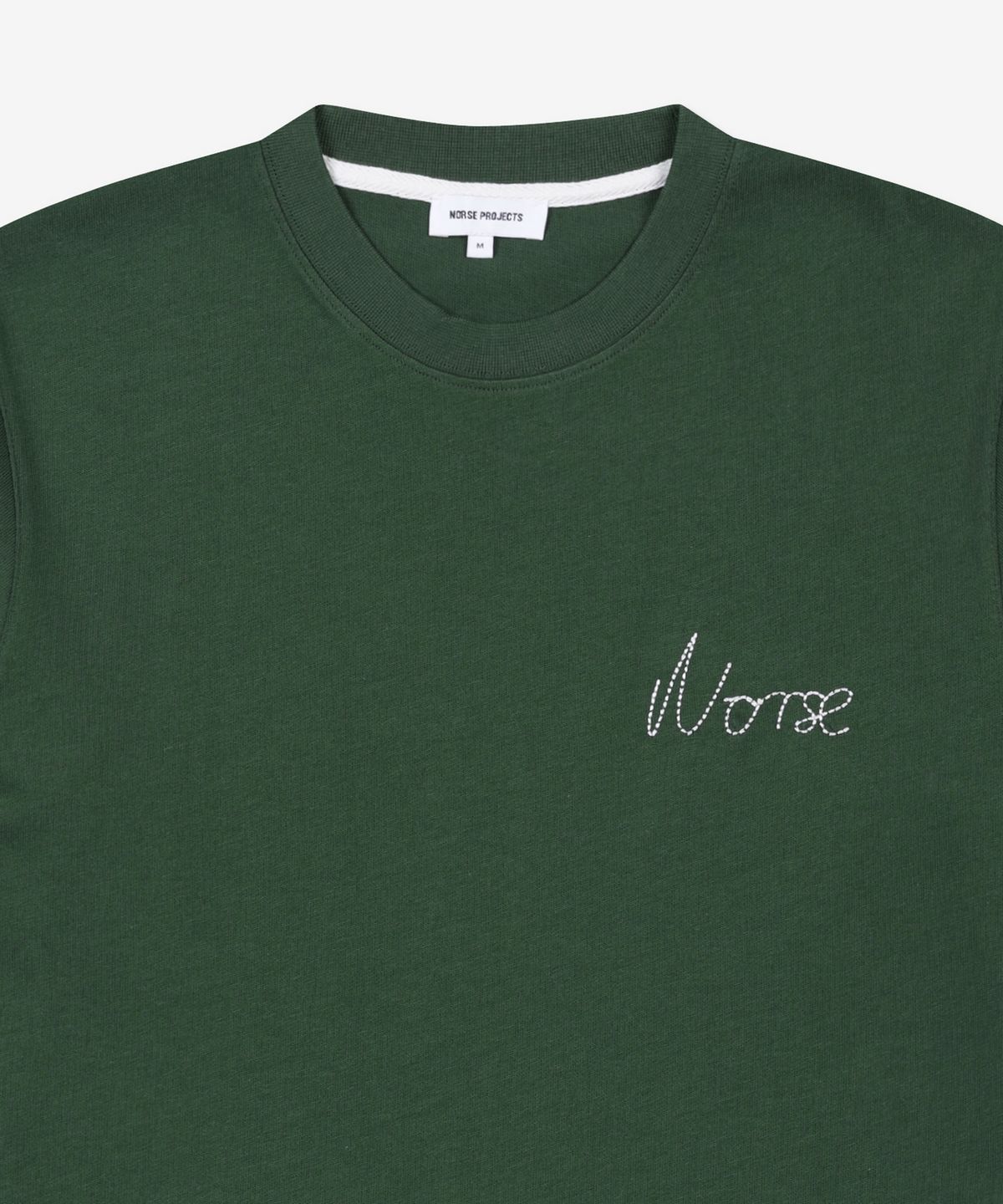 노스 프로젝트(NORSE PROJECTS) 요하네스 체인 스티치 로고 반소매 티셔츠 - 다트머스 그린 / N0106288112