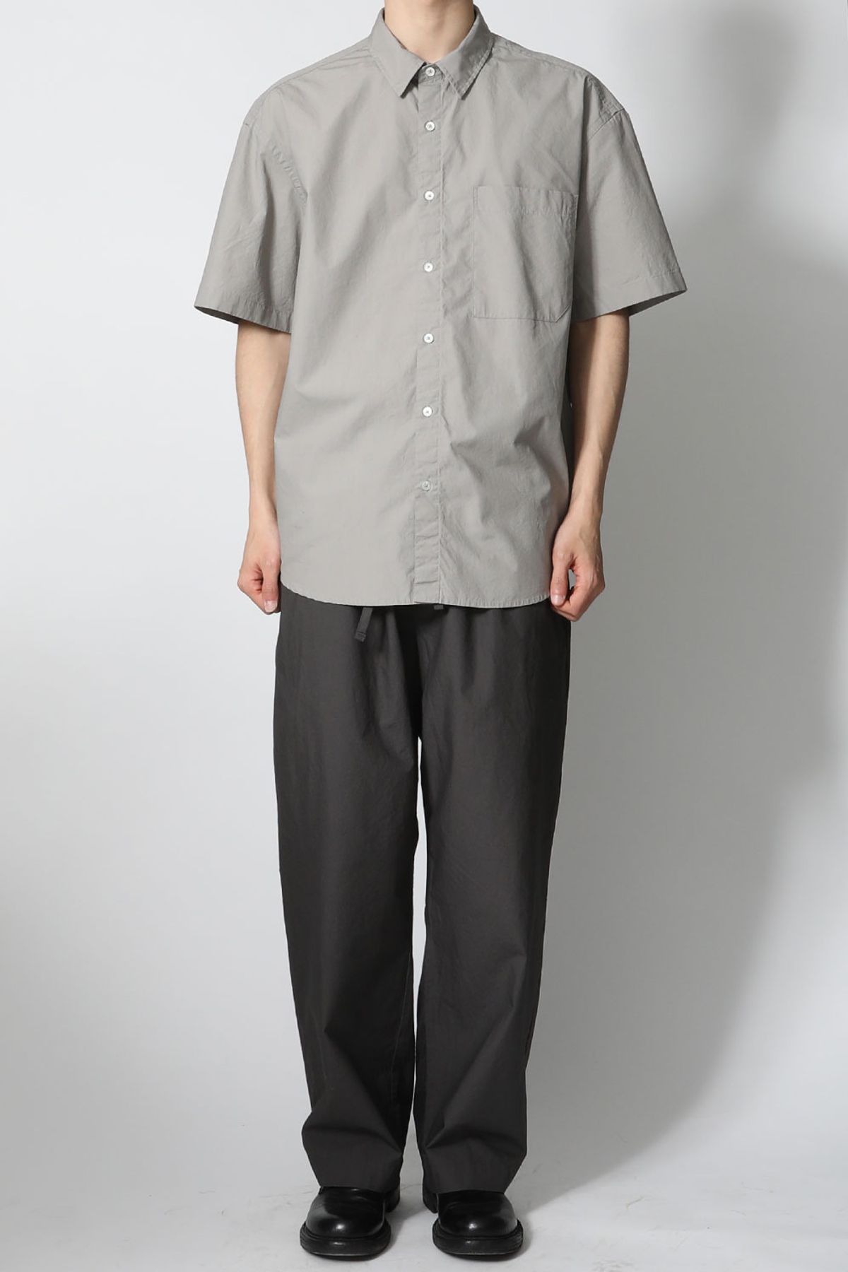 홀리선(HORLISUN) Poole Extra Typewriter Shirt Light Gray