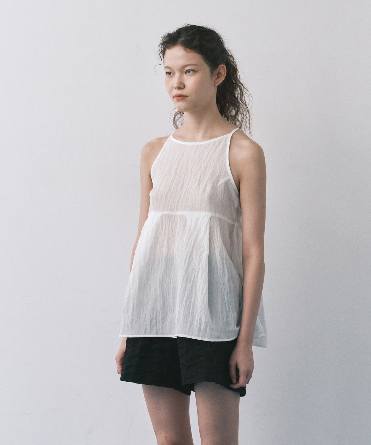 마이스(MAIS) BALLOON TUCK BLOUSE / WHITE