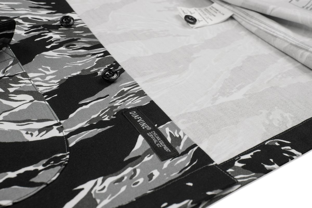 디아프바인(DIAFVINE) DV.LOT 685 Multi Pocket Shirt -Tiger Stripe Camo Grey-