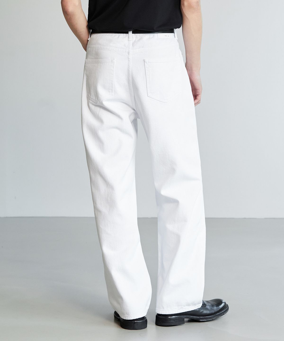 브랜디드(BRANDED) 1854 CLEAR WHITE JEANS [EXTRA WIDE STRAIGHT]