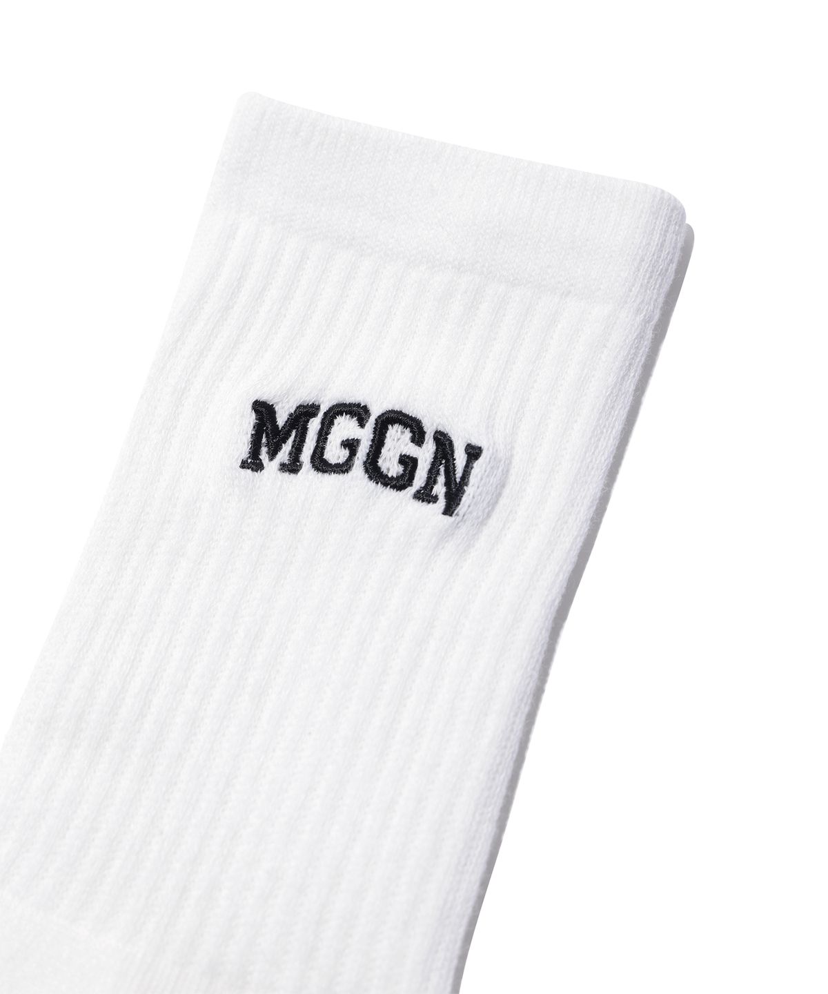맥우드건(MAGOODGAN) 애슬레틱 9401 로고자수 오프화이트 스포츠삭스