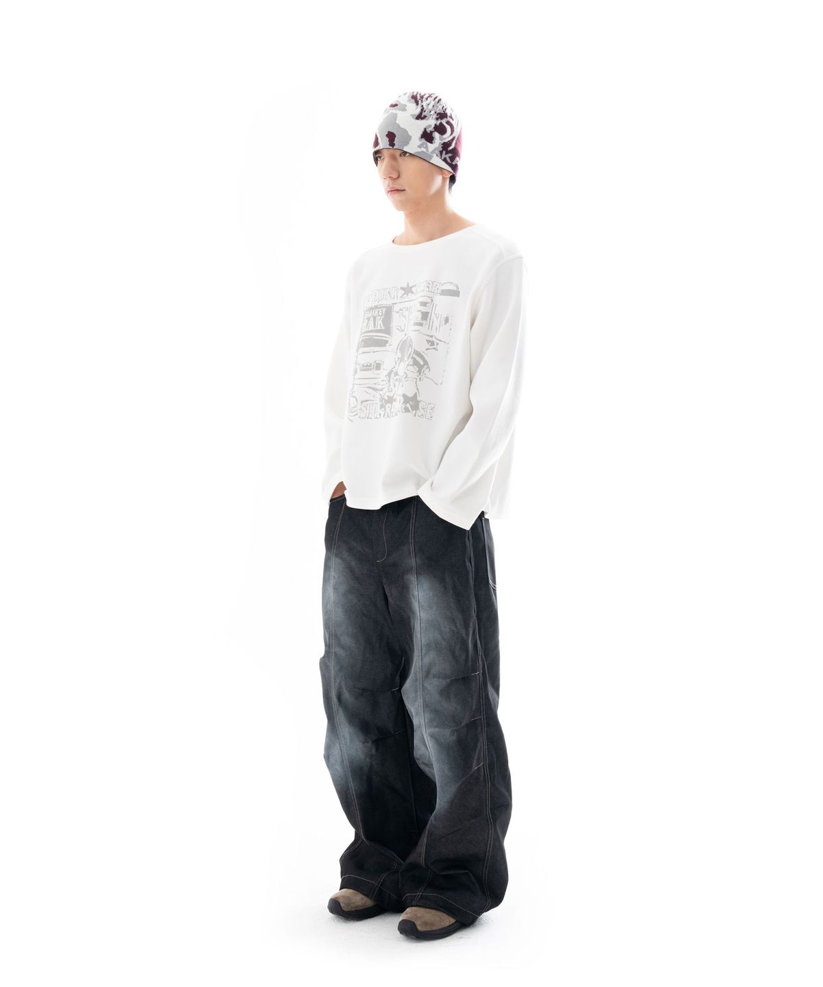 아캄(AAKAM) Printed Long Sleeve Top (White)