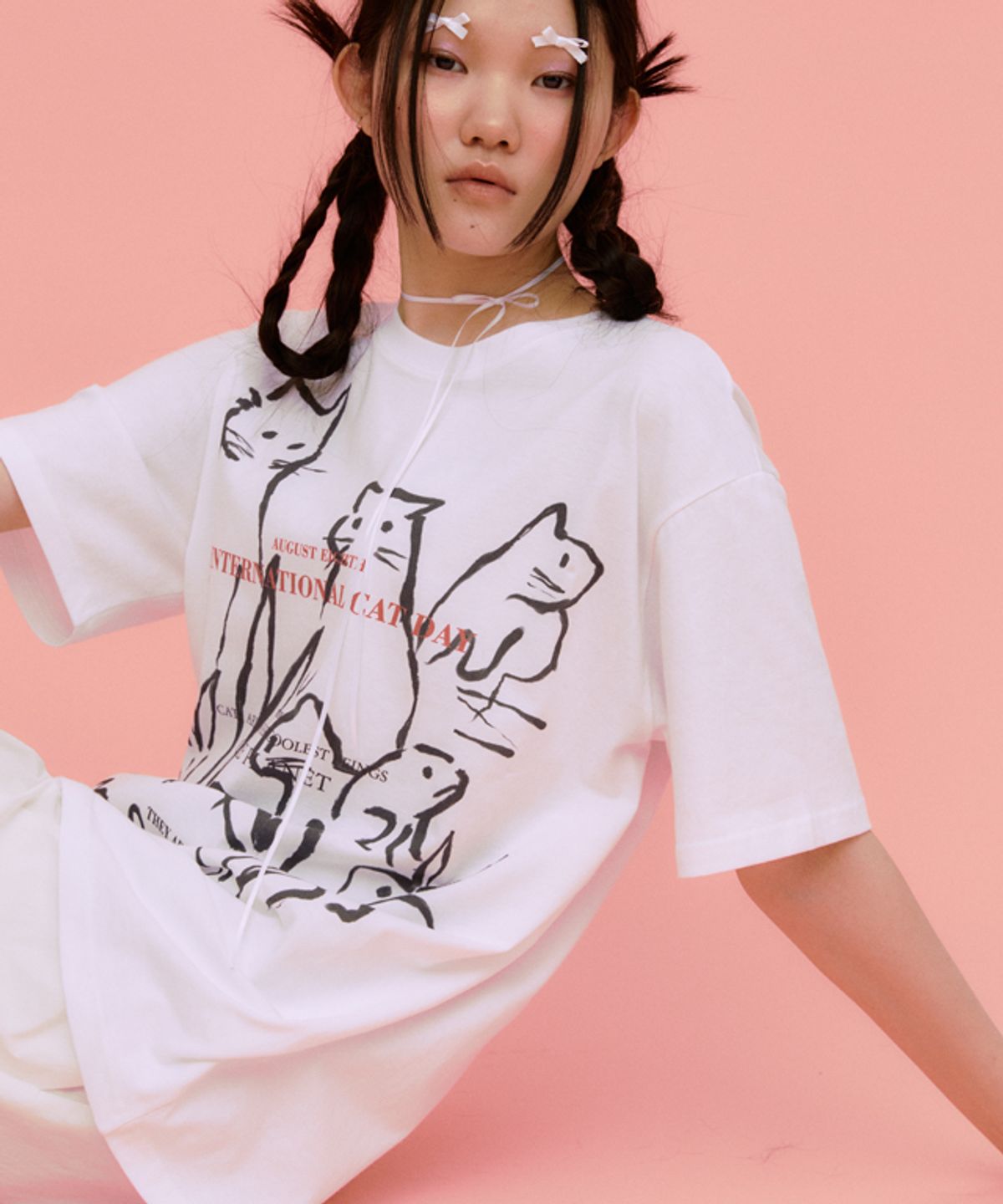 론론(RONRON) CAT DAY OVER FIT T SHIRTS WHITE