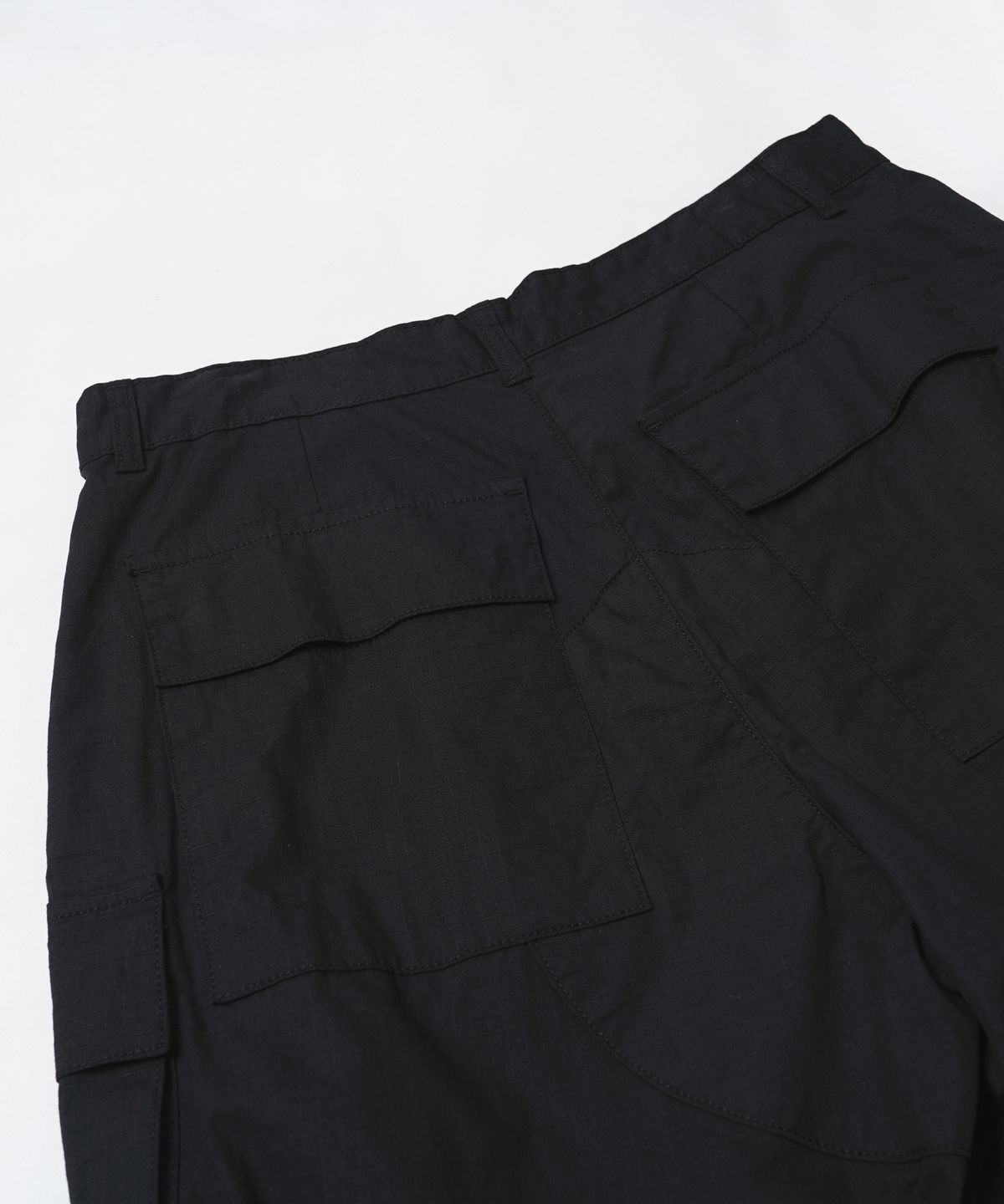 프리즘웍스(FRIZMWORKS) COTTON RIPSTOP BDU SHORTS _ BLACK
