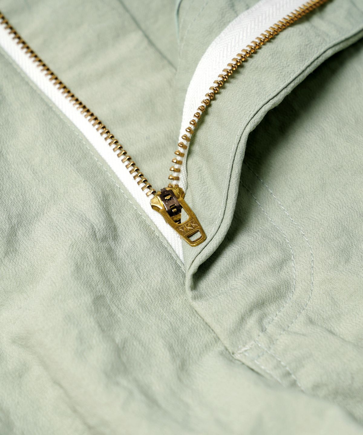 프리즘웍스(FRIZMWORKS) CURVED CUFFS PANTS _ MINT