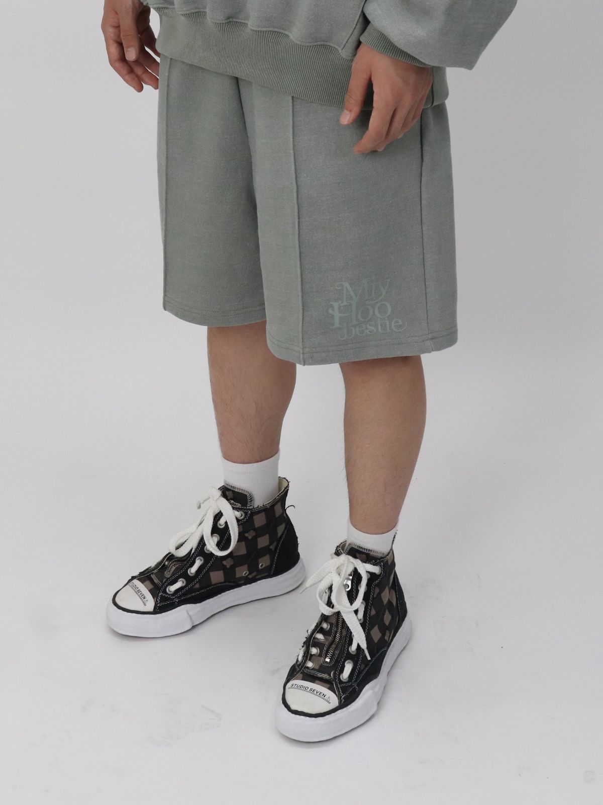 미와이후(MIYHOO) LOGO SHORTS (DYEING KHAKI)