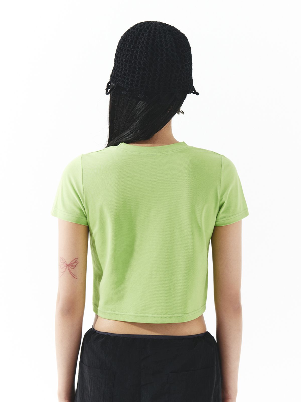 와이이이엘(YEEL) SCOTCH LOGO CROP T-SHIRT GREEN