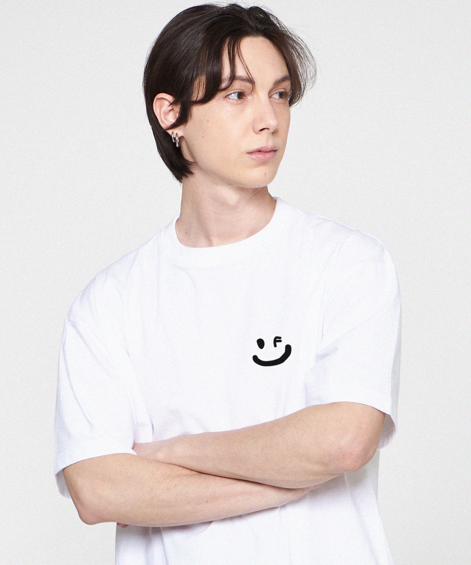 [GRAVER]韓国人気★2-PACK DRAWING SMILE LOGO SHORT SLEEVE TEE UNISEX] Small Life Logo Heart Smile Short Sleeve T-Shirt