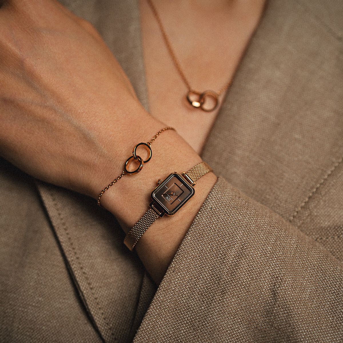 다니엘 웰링턴(DANIEL WELLINGTON) QUADRO MINI MELROSE AMBER 미니멀 손목시계