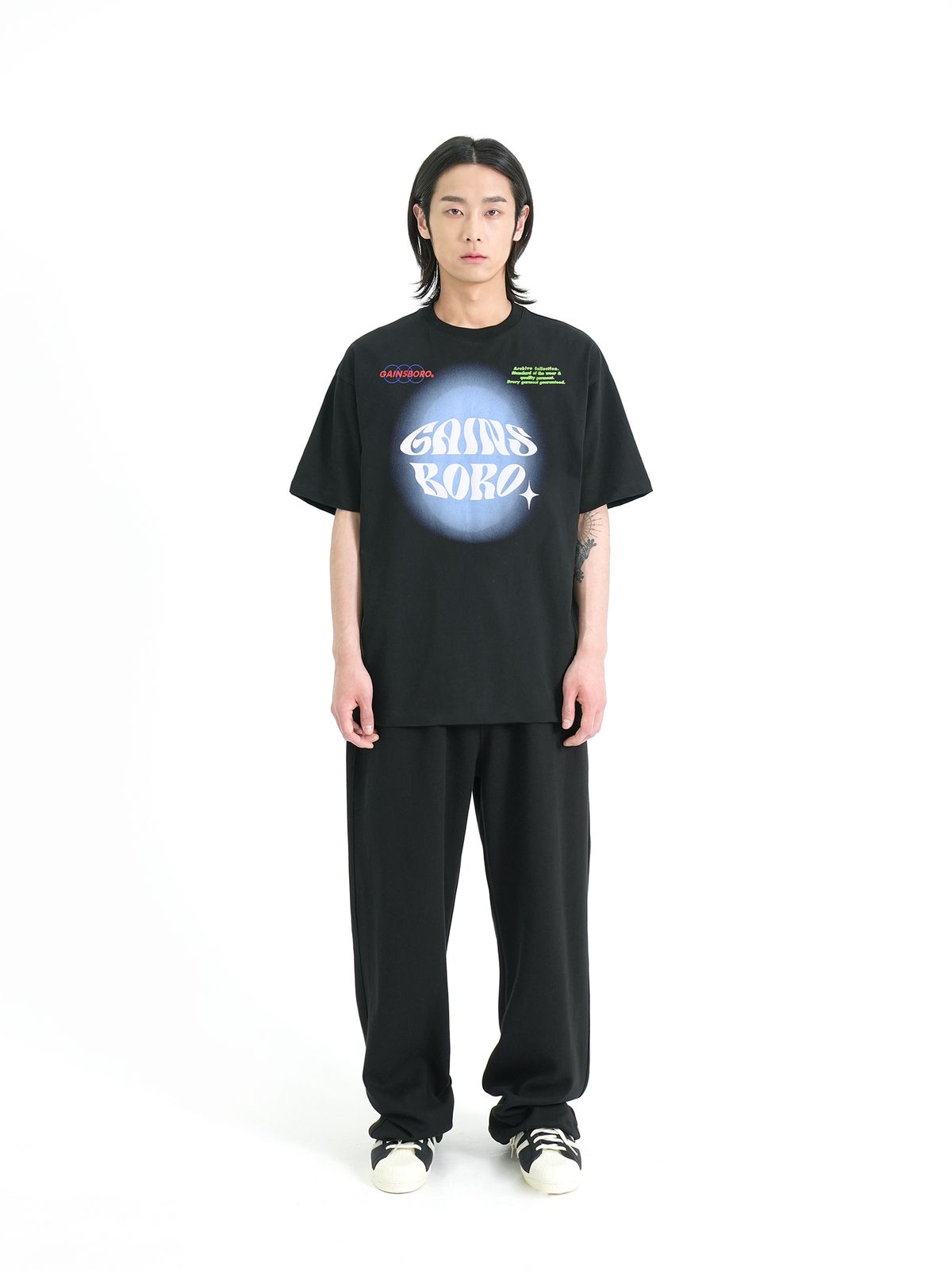 게인스보로(GAINSBORO) 유니버스클럽 티셔츠_블랙