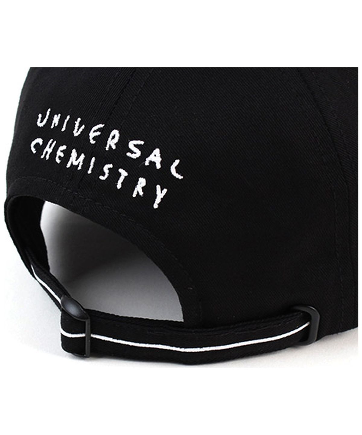 유니버셜 케미스트리(UNIVERSAL CHEMISTRY) Back Logo Cotton Black Ballcap 코튼볼캡