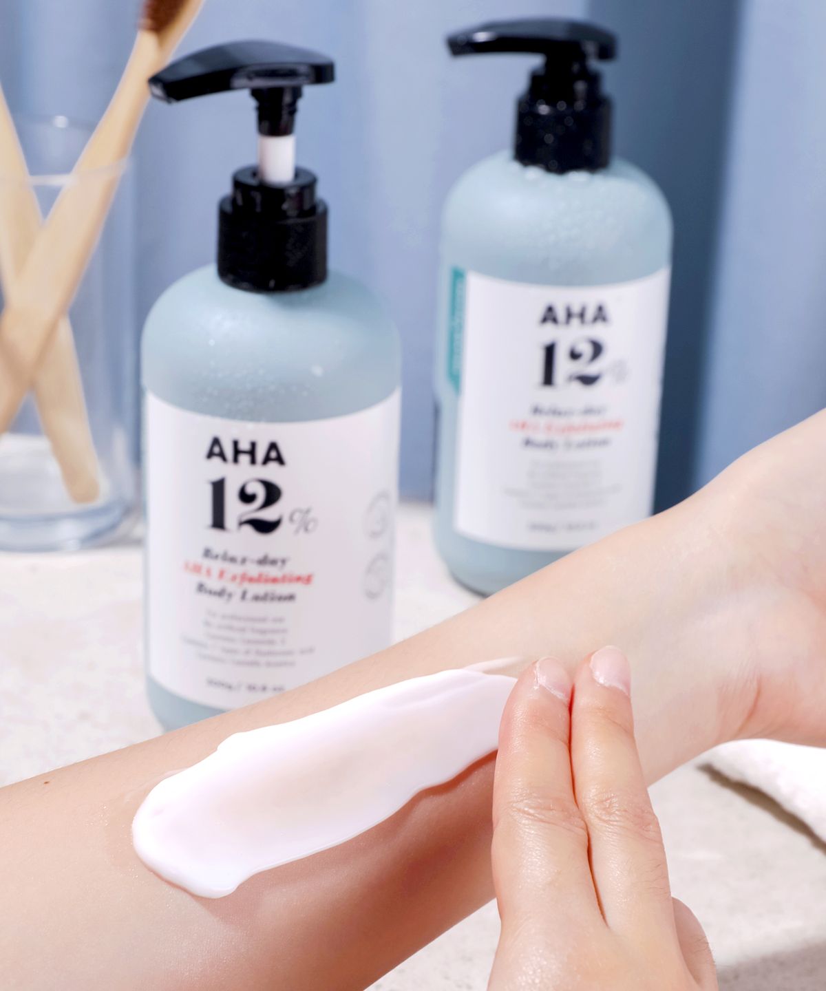 빌라쥬11팩토리(VILLAGE11FACTORY) [2Pack] 릴렉스데이 아하 익스폴리에이팅 바디로션 300ml +더마시카 3종세트 증정