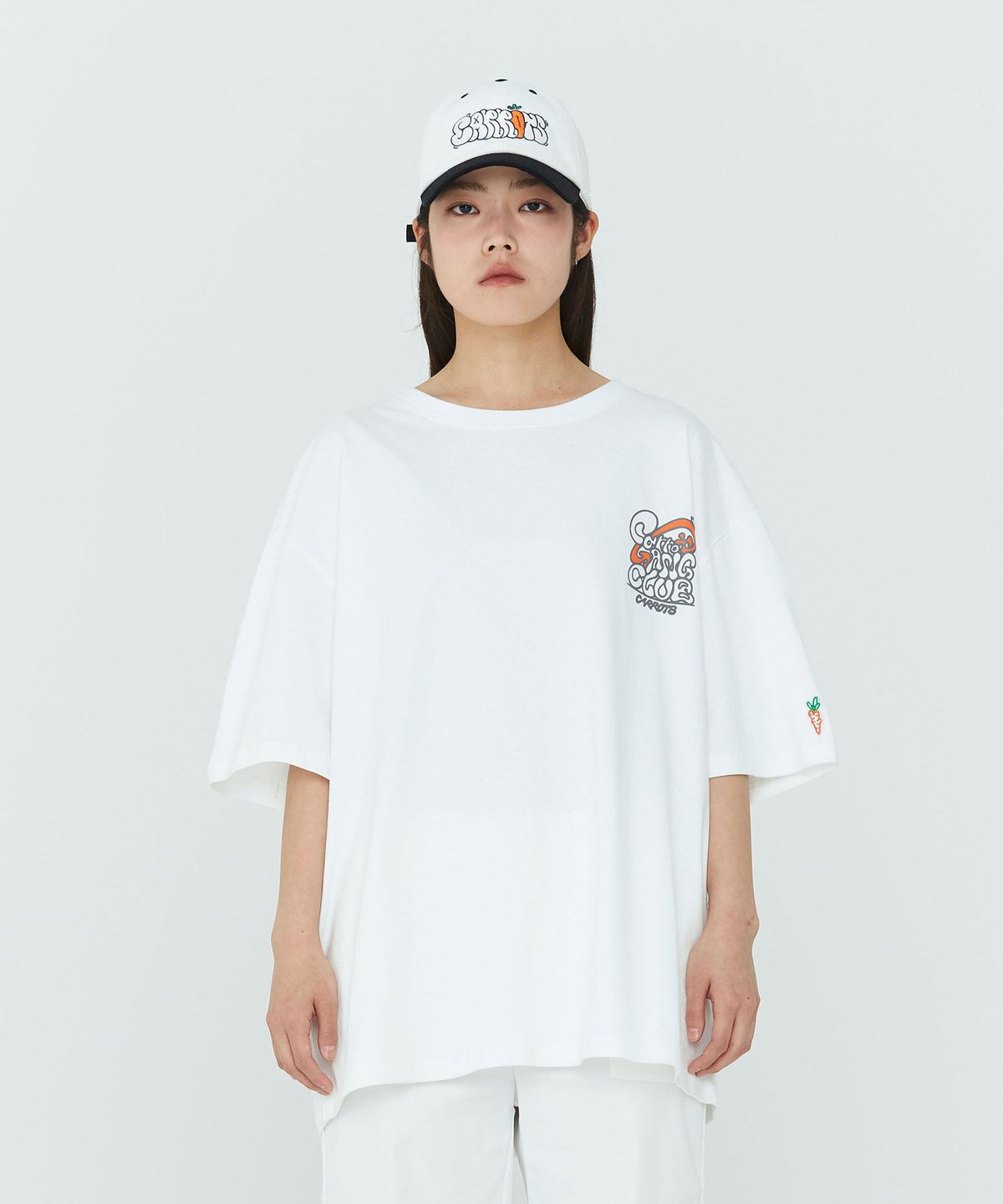 캐롯츠(CARROTS) MELTING CARROT TEE WHITE