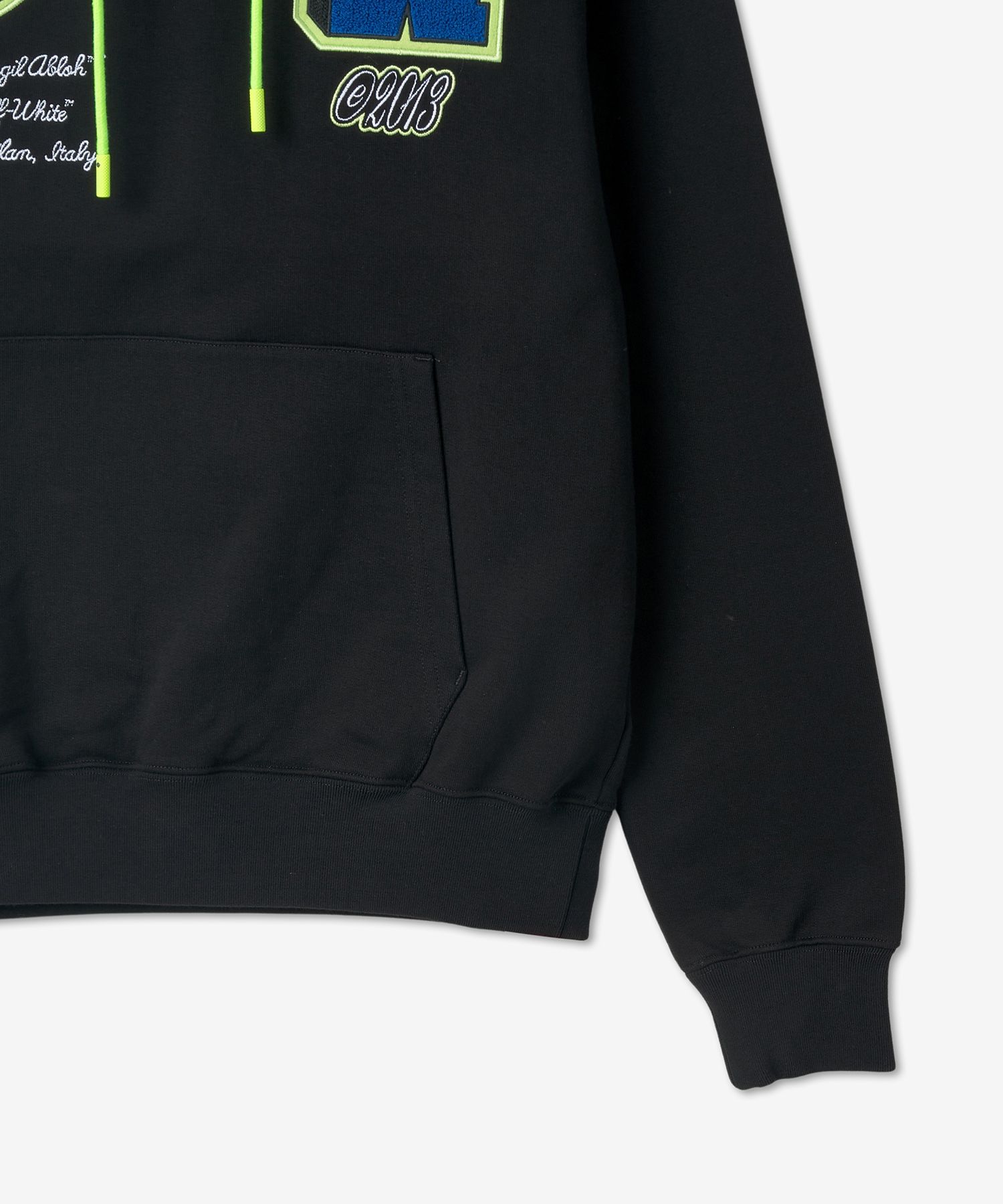 ★Off-White★ Varsity Patch Slim Hoodie Black OMBB097S23FLE0 MUSINSA | Off White Varsity Patch Slim Hoodie - Black