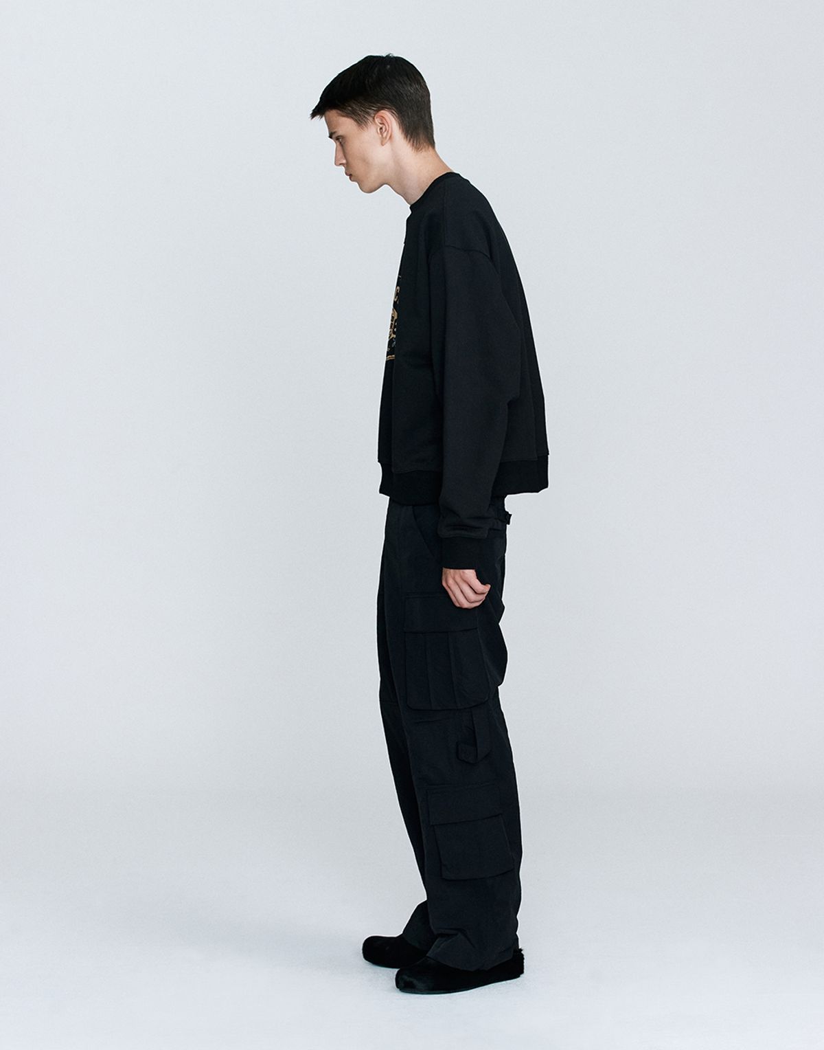 호이테(HEUTE) HET STRAP CARGO PANTS BLACK