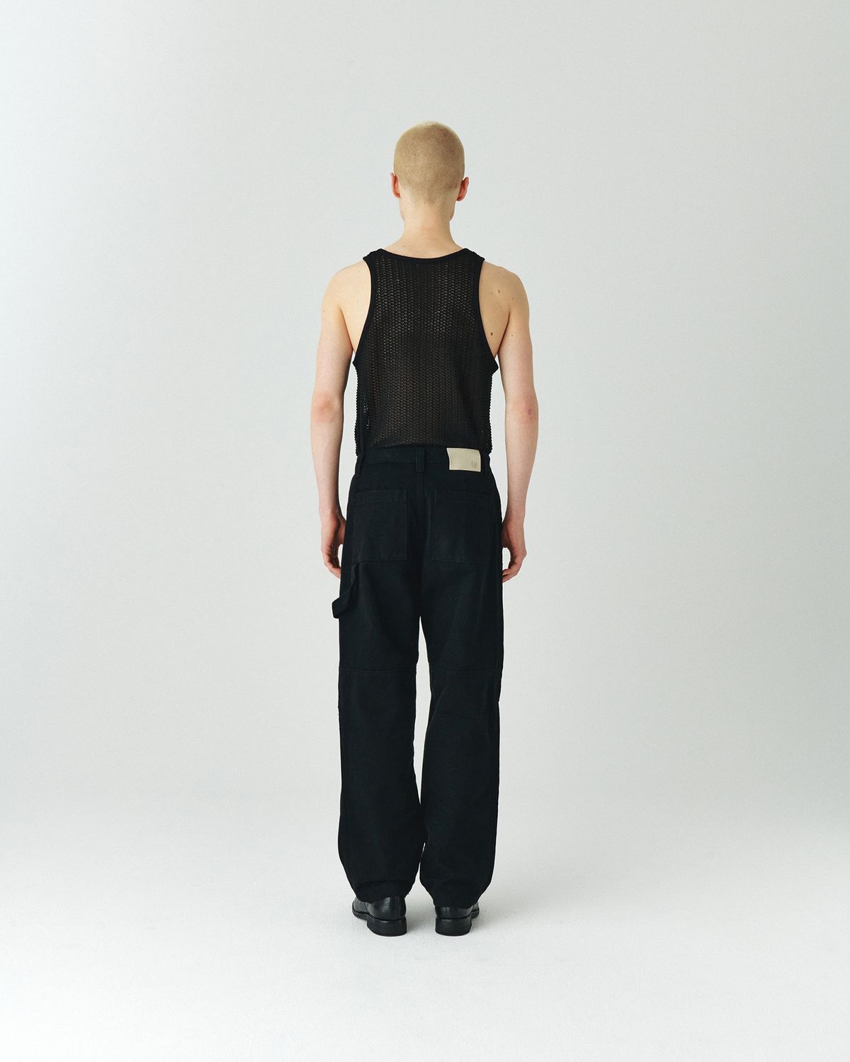 호이테(HEUTE) KNIT SLEEVELESS TOP BLACK