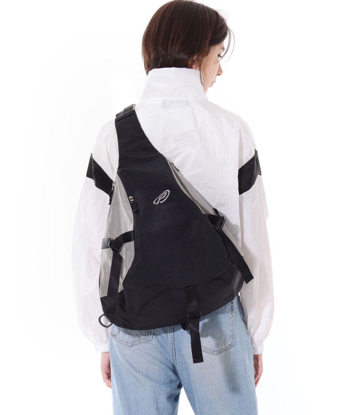 피스메이커(PIECE MAKER) EX NYLON SLING BAG (BLACK)