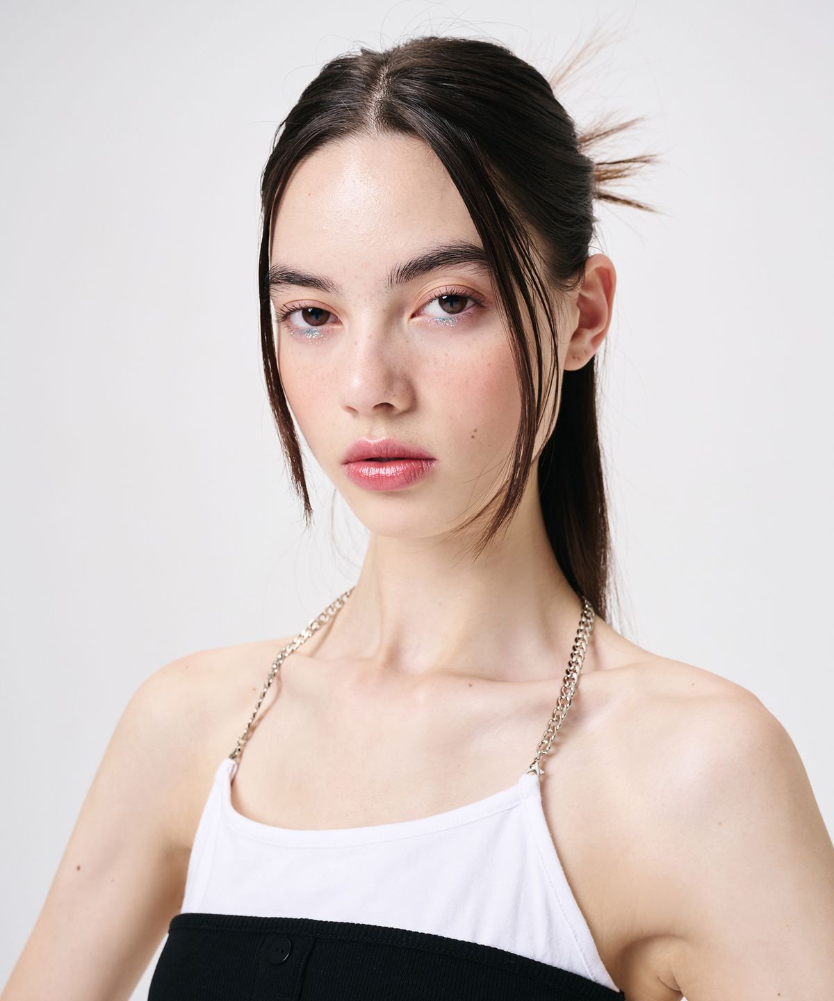 에트몽(ETMON) Chain Layered Sleeveless Top, Black
