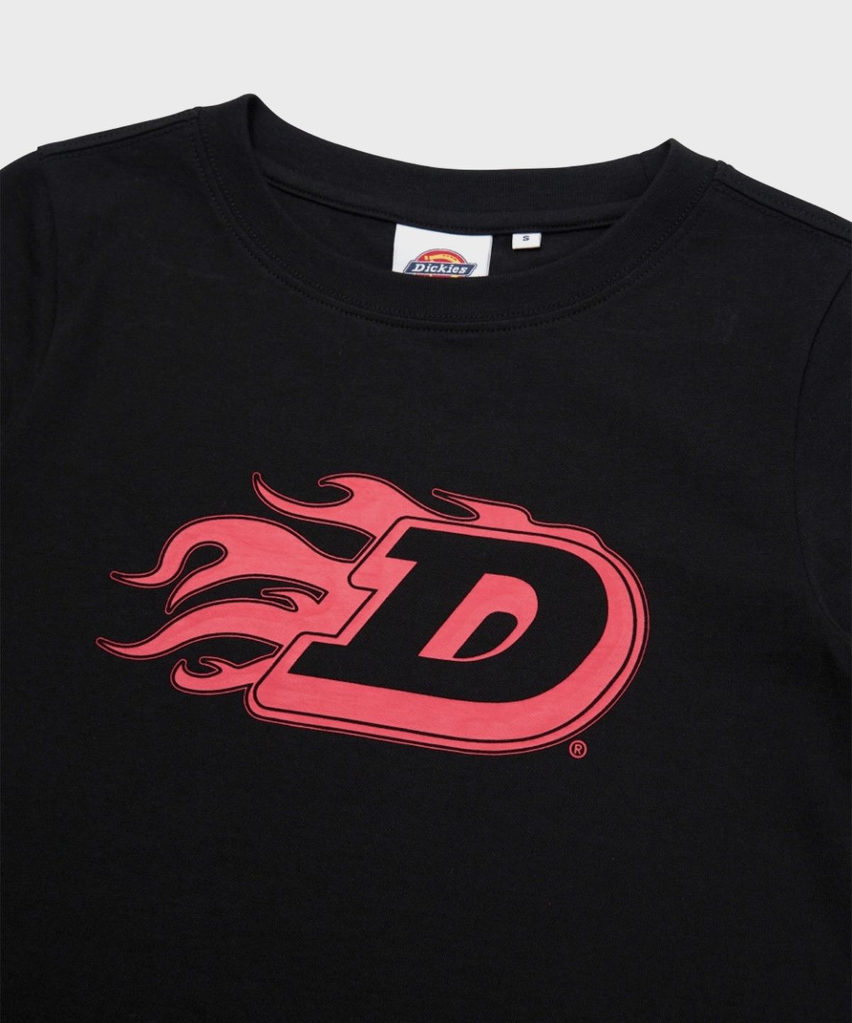 디키즈(DICKIES) 플레임 D 크롭 티셔츠 Black