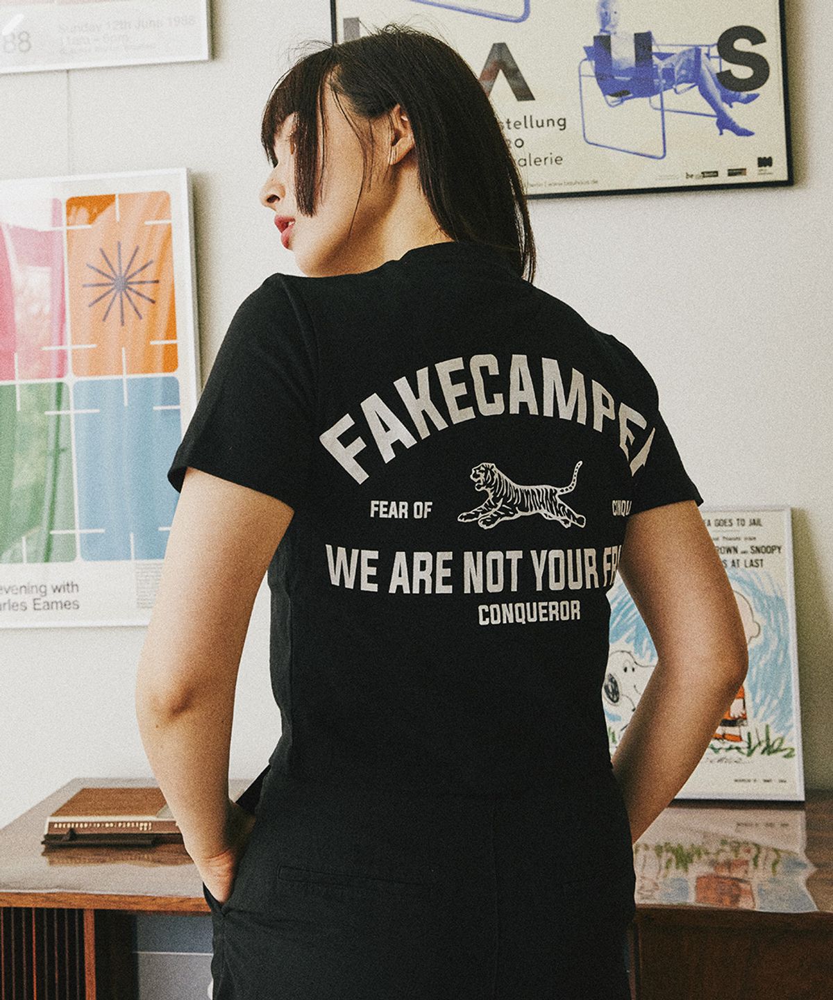 페이크캠퍼(FAKE CAMPER) 우먼스 여성 크롭 오리지널 빈티지 반팔티셔츠 [BLACK]