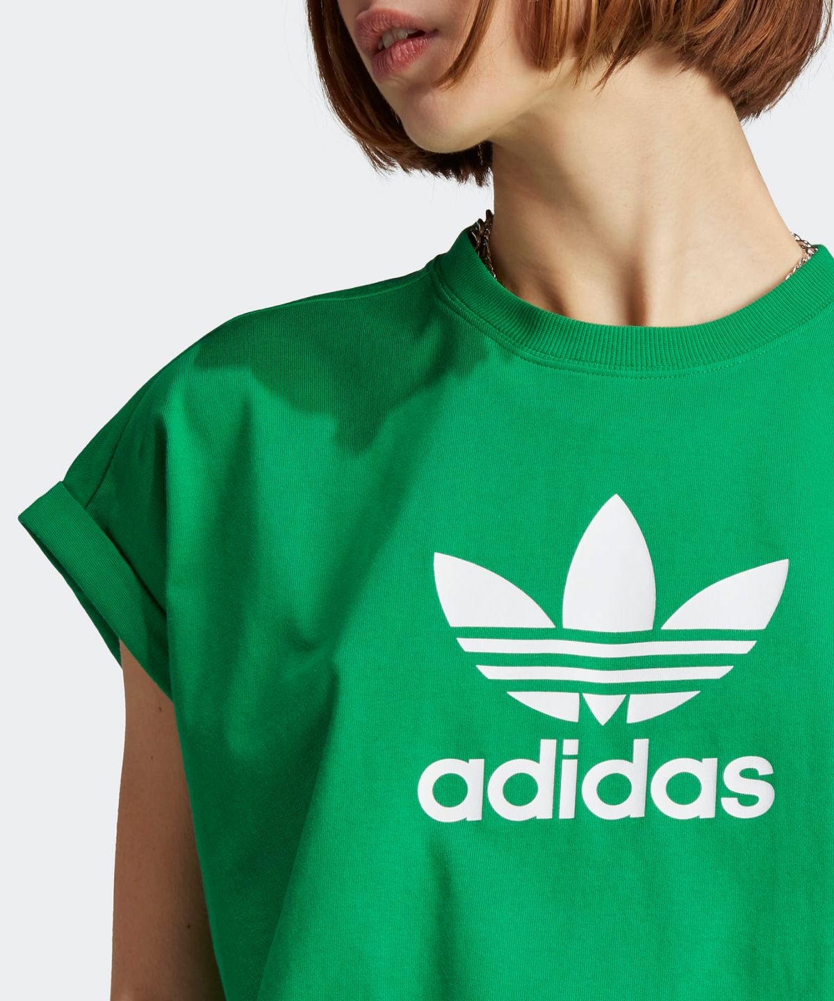 아디다스(ADIDAS) 숏 트레포일 티 - 그린 / IK6597
