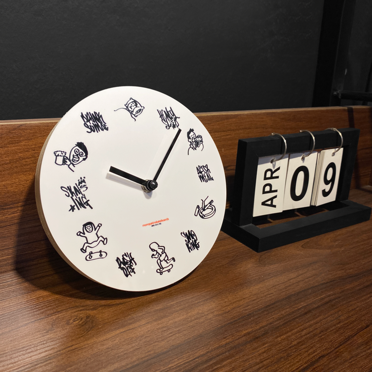 모노파틴(MONOPATIN) tagging monopatinskateboards circular clock