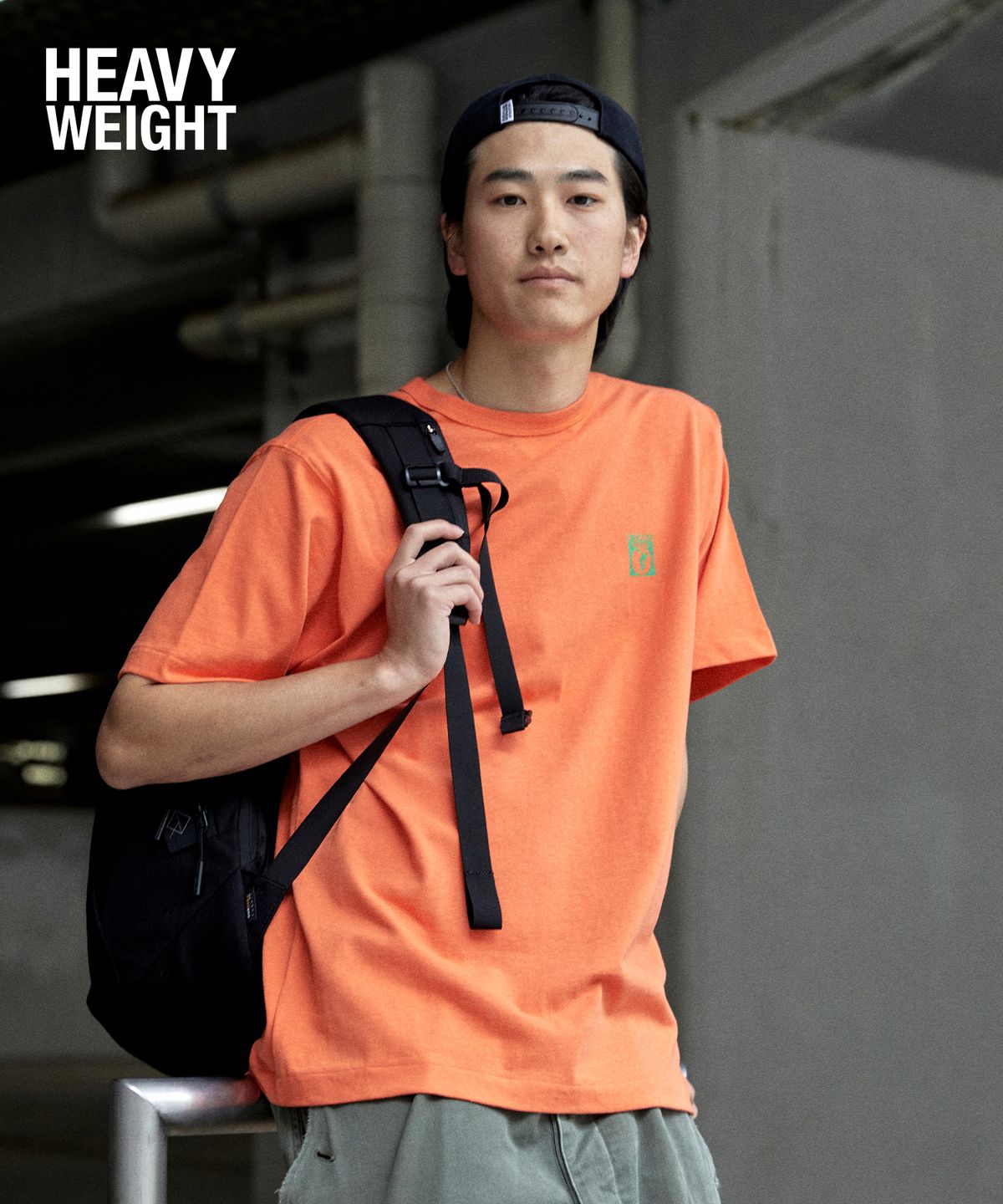 디스커스 애슬레틱(DISCUS ATHLETIC) 헤비웨이트 레귤러 핏 스몰 로고 티셔츠 오렌지