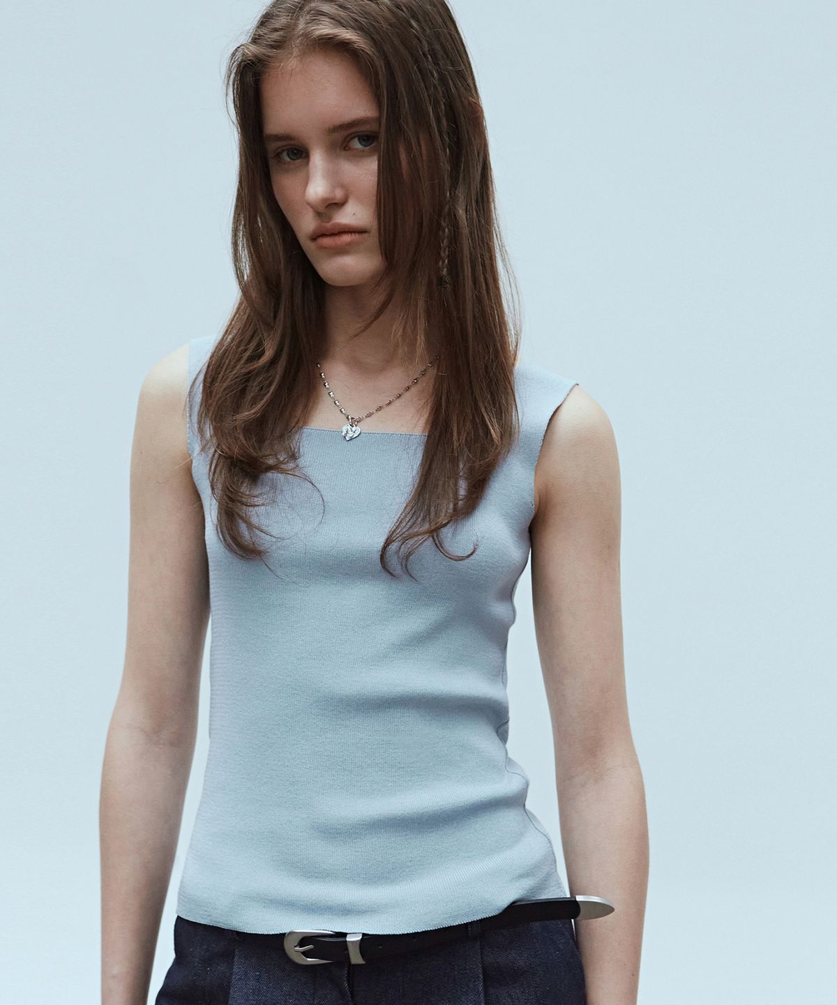 닉앤니콜(NICK&NICOLE) [ESSENTIAL] SQUARE NECK KNIT SLEEVELESS_SKY BLUE