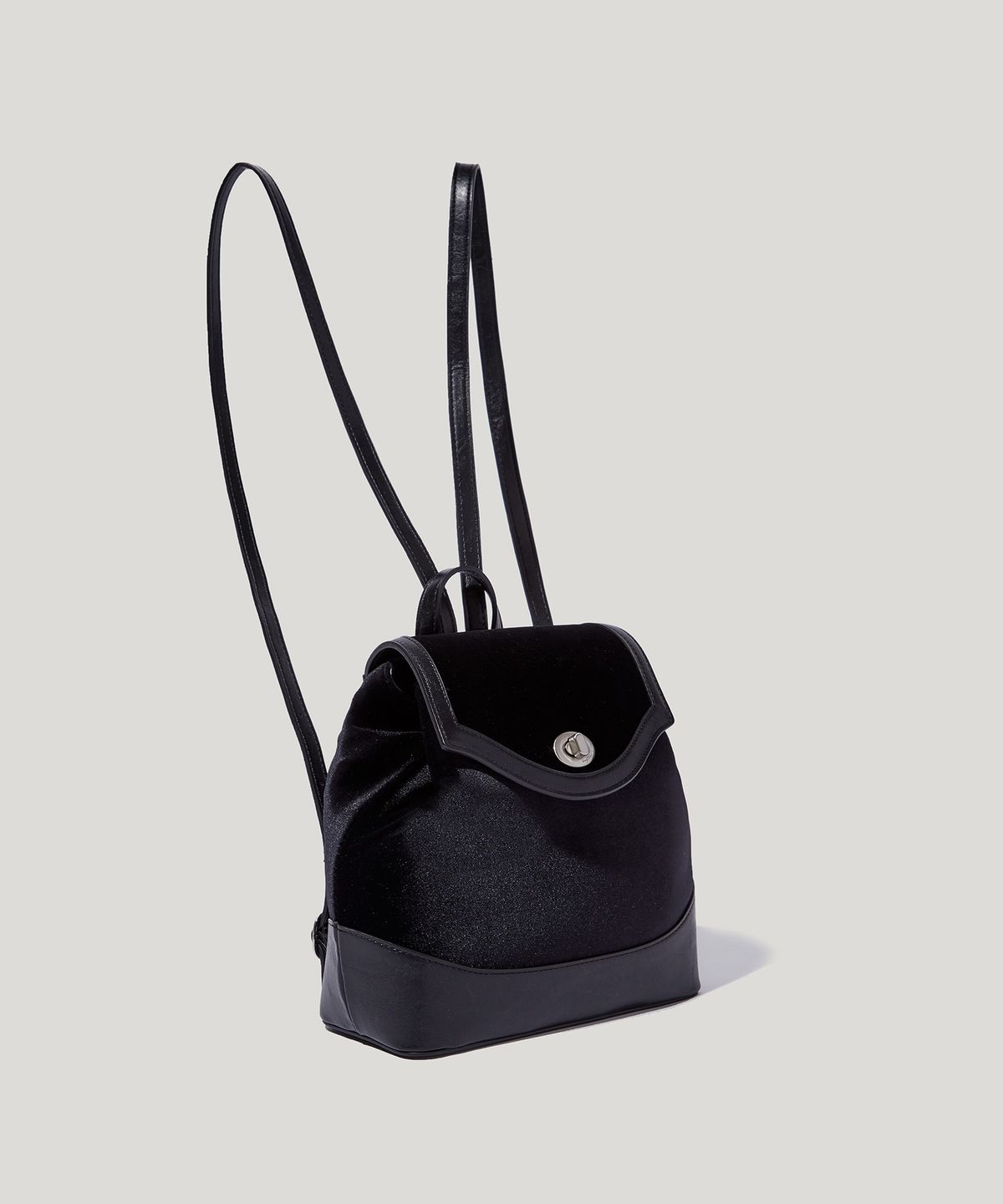 오브히(OVHEE) 미뇽 백팩 Mignon Backpack_Velvet Black