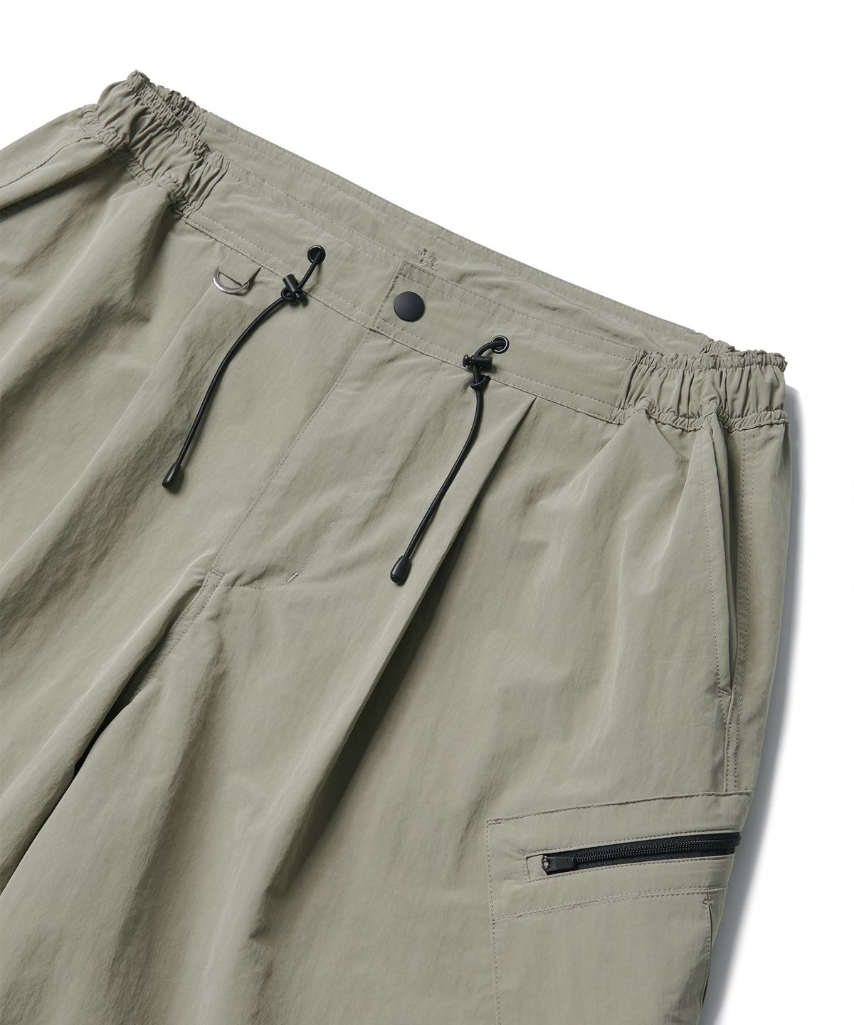 라모랭(RAMOLIN) Pleated Runner Shorts Misty Gray